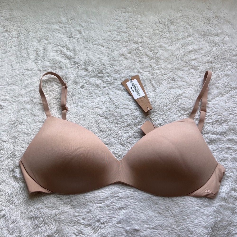 SKIMS Women's Wireless Form Push Up Plunge Bra Clay Size 34C BR-PUS-10681W NWT
